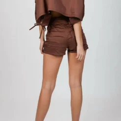 Zeynep Arcay Oversized Crop Top in Brown - women 9 Zeynep Arcay Oversized Crop Top in Brown - women -Shop Premium Outlets Sales 31a1740fb28447018421f80688e32fd2 d7cd4381 91ff 4af5 a94f 06b788cae650 1080x