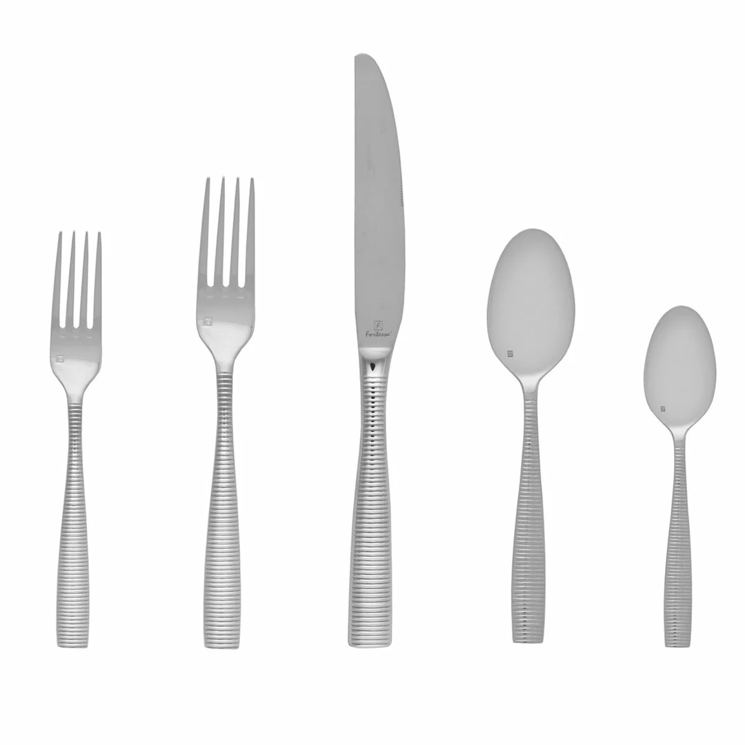 Fortessa Ringo 18/10 Stainless Steel Flatware 5 Piece Place Setting 3 Fortessa Ringo 18/10 Stainless Steel Flatware 5 Piece Place Setting