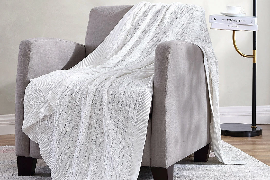 The Nesting Company Oak 100% Cotton Cable Knitted 50" x 70" Throw 3 The Nesting Company Oak 100% Cotton Cable Knitted 50" x 70" Throw
