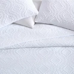 The Nesting Company Ivy 3 Piece Bedspread Set 12 The Nesting Company Ivy 3 Piece Bedspread Set -Shop Premium Outlets Sales b21b1efa792e442e90c5f6e58b1807a5 668a02f0 8e34 441d 9922 b2bfdee444c5 1080x